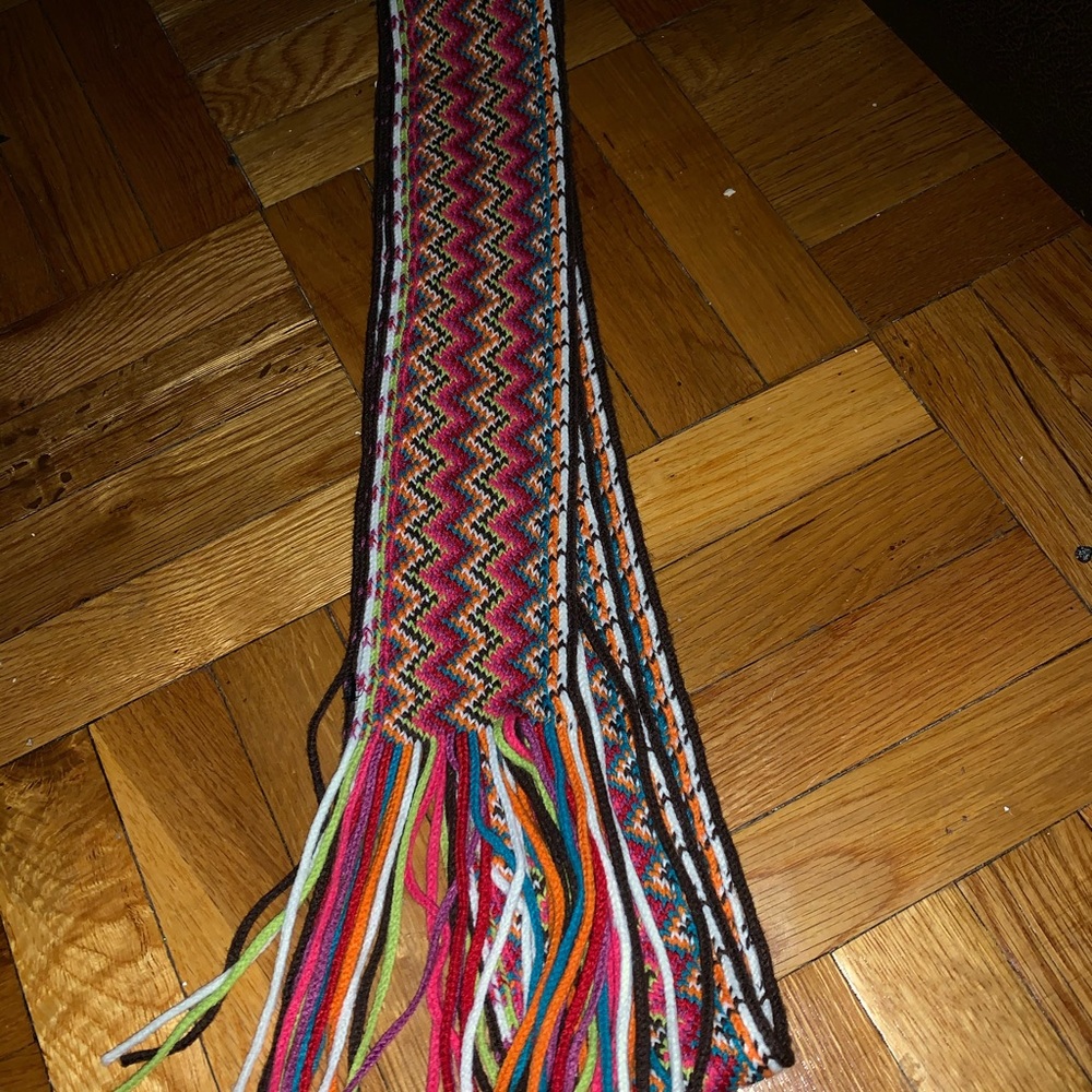 Scarf - Picture 2 of 3